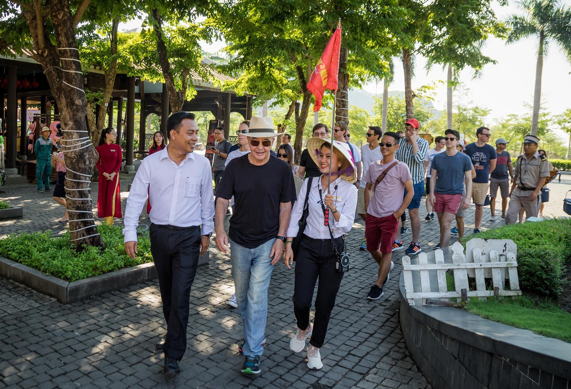Tỷ phú người Anh đi du thuyền đến Đà Nẵng ảnh 2 Ty phu nguoi Anh di du thuyen den Da Nang anh 2