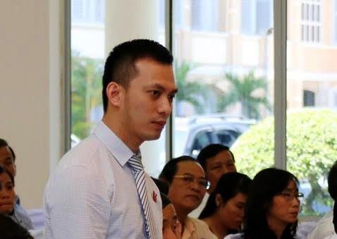 Xem xet cho ong Nguyen Ba Canh thoi lam dai bieu HDND Da Nang hinh anh