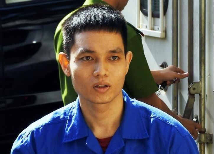 Cuu thieu uy canh sat khai nguyen nhan tat axit vo sap cuoi hinh anh