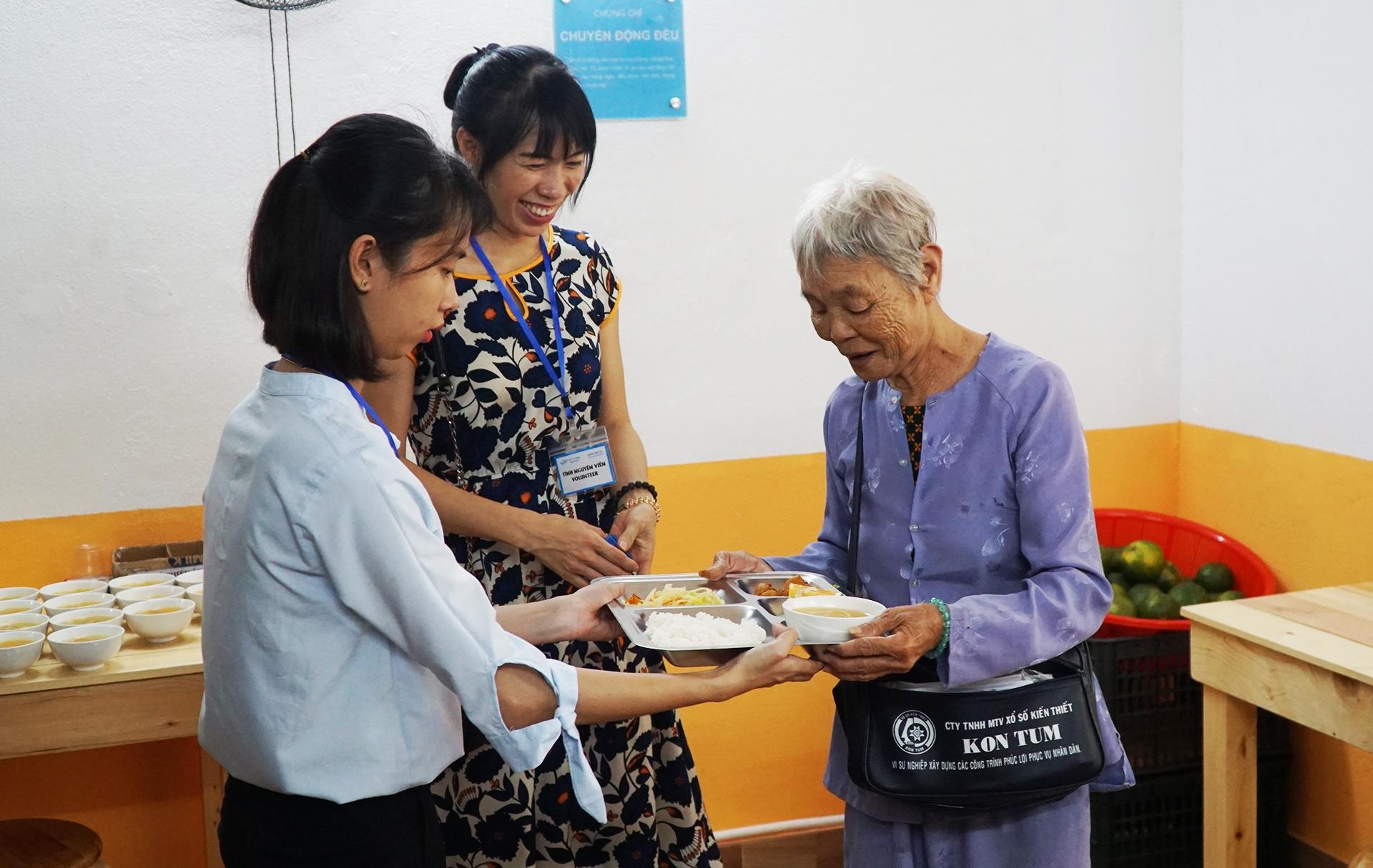 Quan com 2.000 dong o Da Nang anh 12