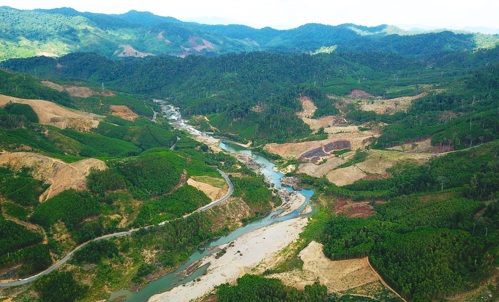 Thuy dien day man bat thanh, Da Nang thieu nuoc sinh hoat hinh anh