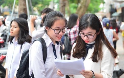 Truong dai hoc su pham con 'song do chet do', cao dang ton tai lam gi? hinh anh