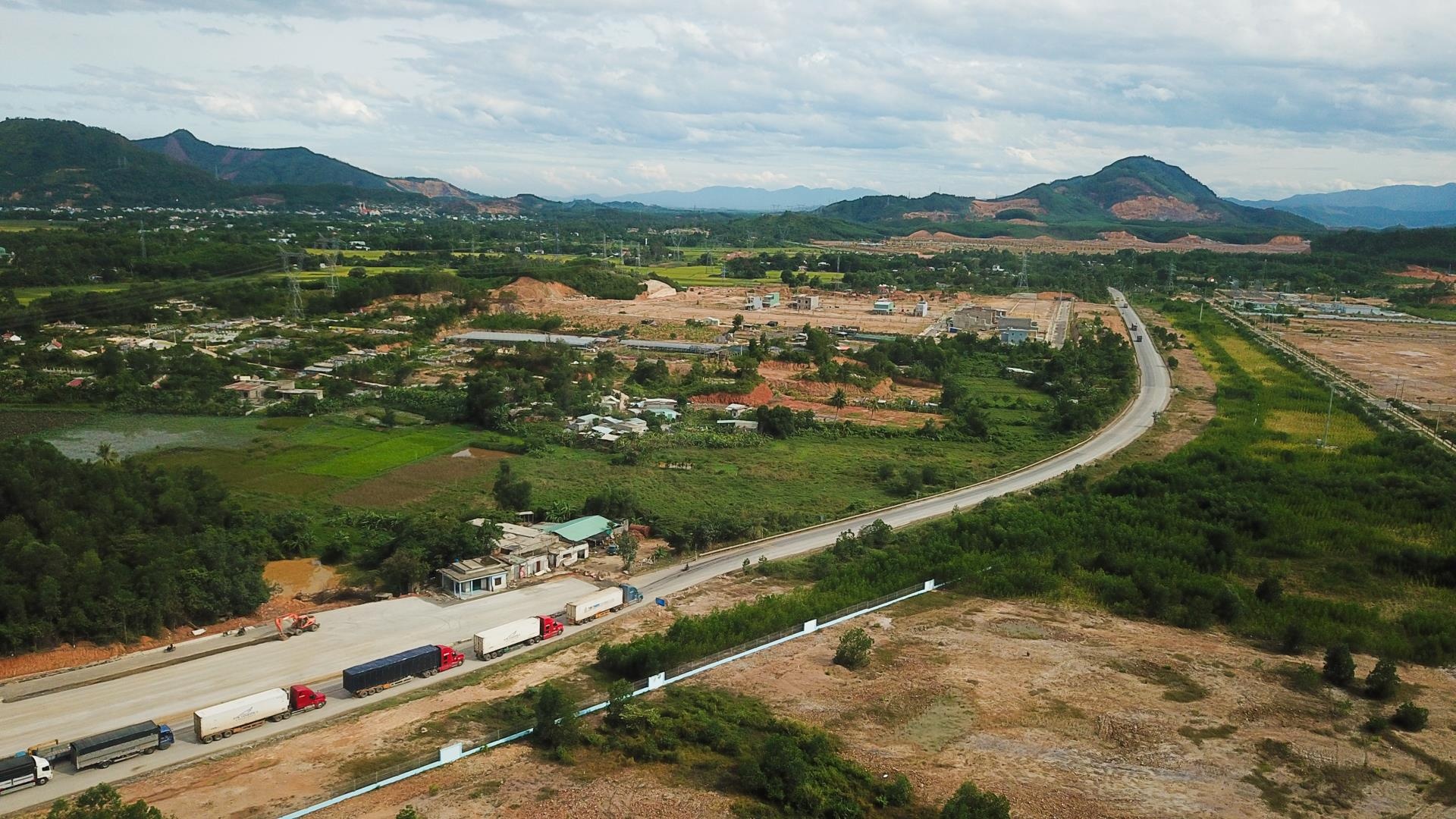 Cao toc La Son - Tuy Loan cham tien do anh 3