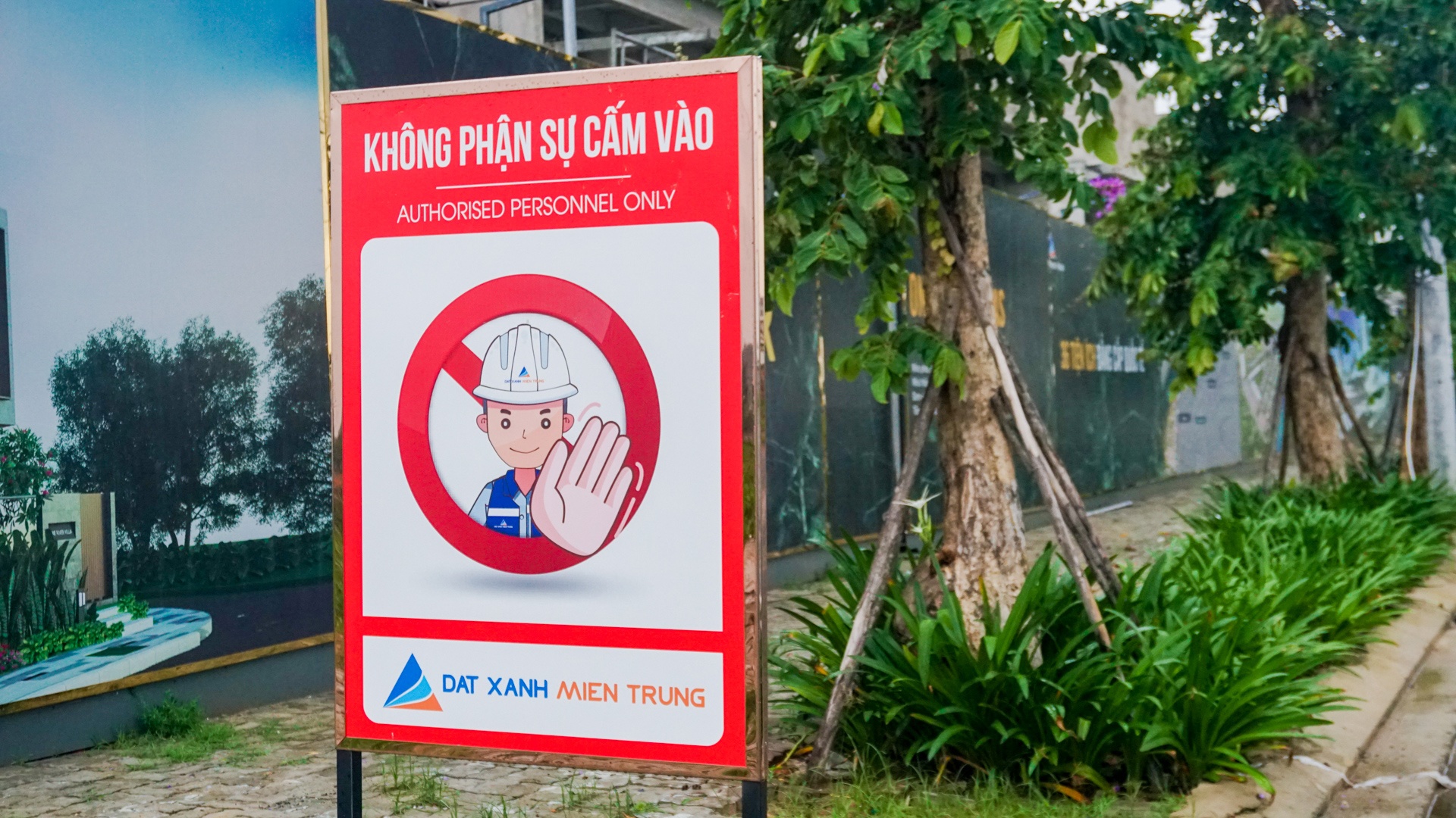 Cong ty Dat Xanh mien Trung xay 36 biet thu trai Luat anh 11