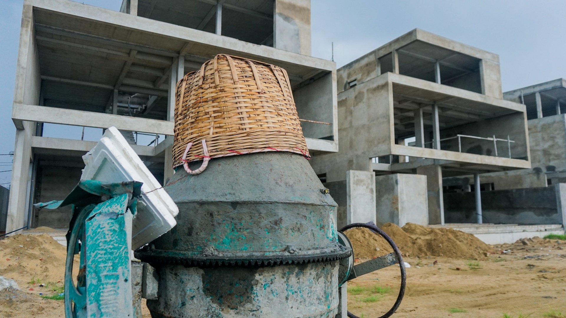 Cong ty Dat Xanh mien Trung xay 36 biet thu trai Luat anh 8