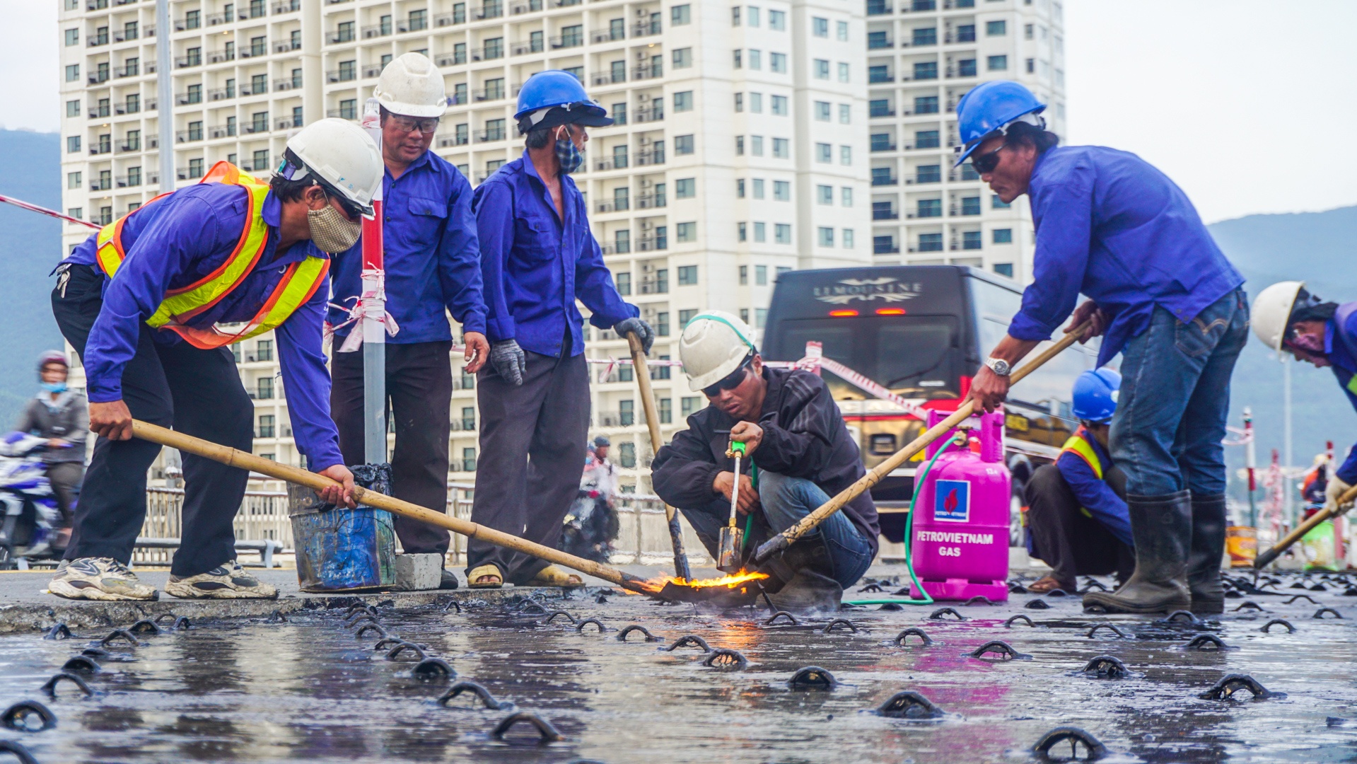 Da Nang sua chua cau Thuan Phuoc anh 7