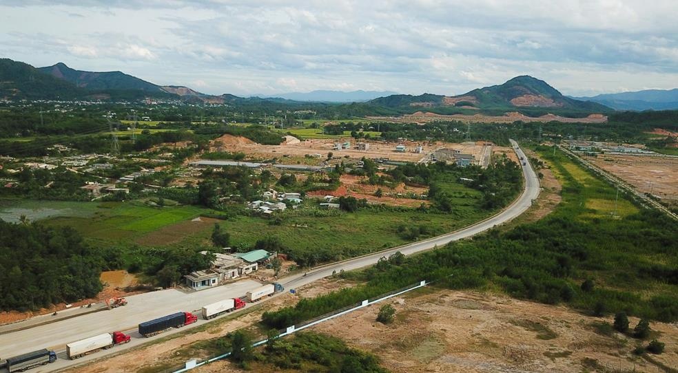 Kien nghi bo sung 1.270 ty lam 11,5 km duong cham tien do hinh anh