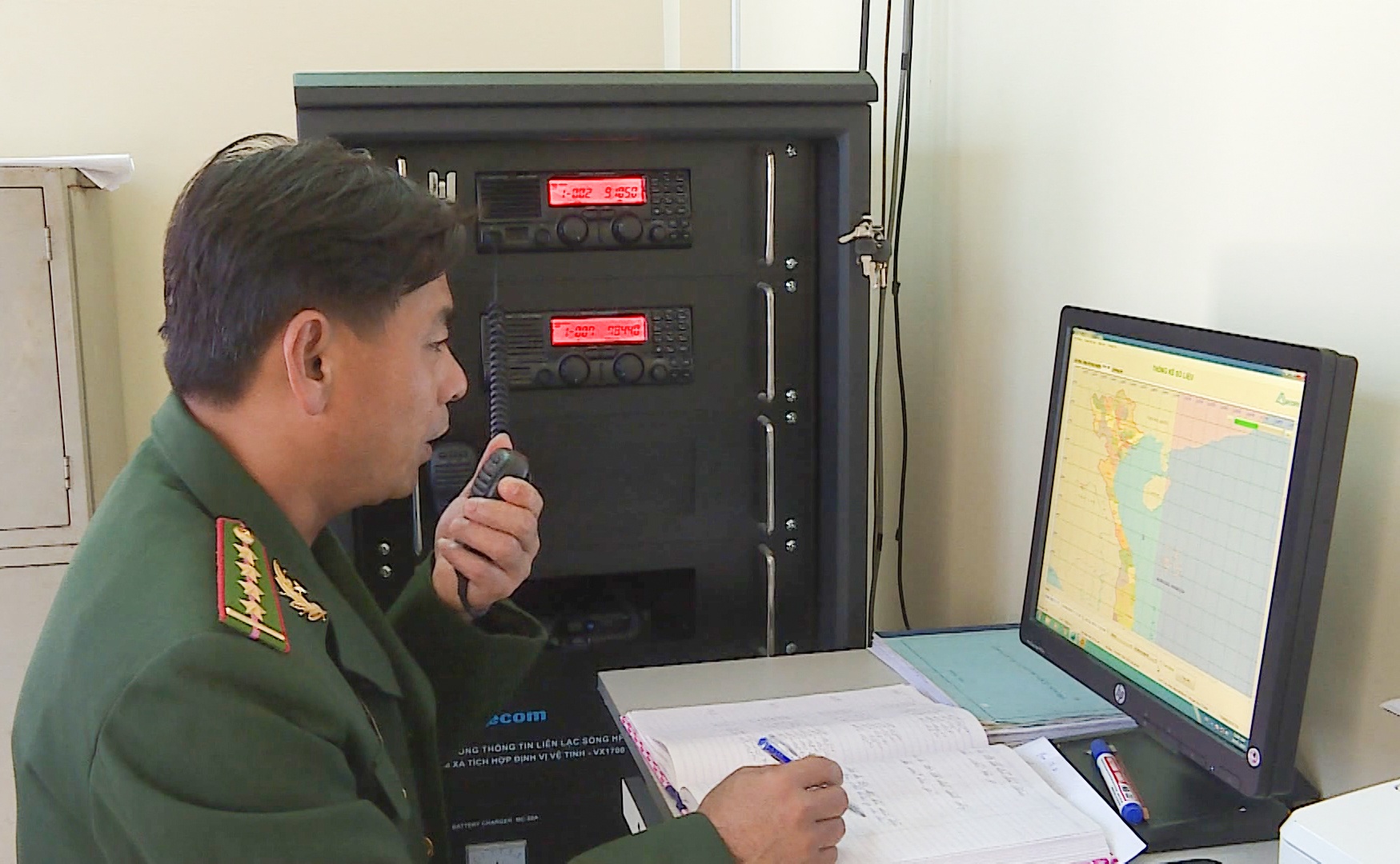 Quan khu 5 lap 3 so chi huy, dieu 24.300 chien si ung pho bao so 6 hinh anh