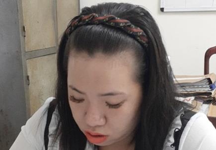 2 co gai chieu doi tac 'toi ben' de lay trom tai san hinh anh