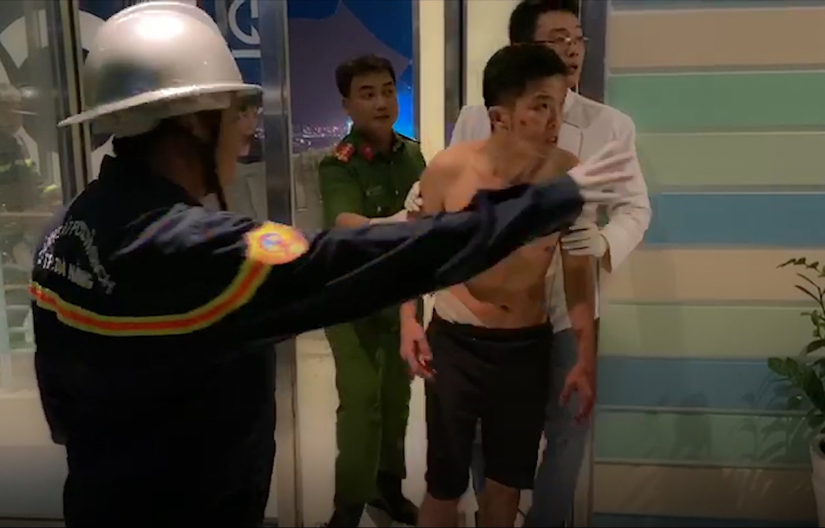 ngáo đá đu bám biển quảng cáo ảnh 1 ngao da du bam bien quang cao anh 1