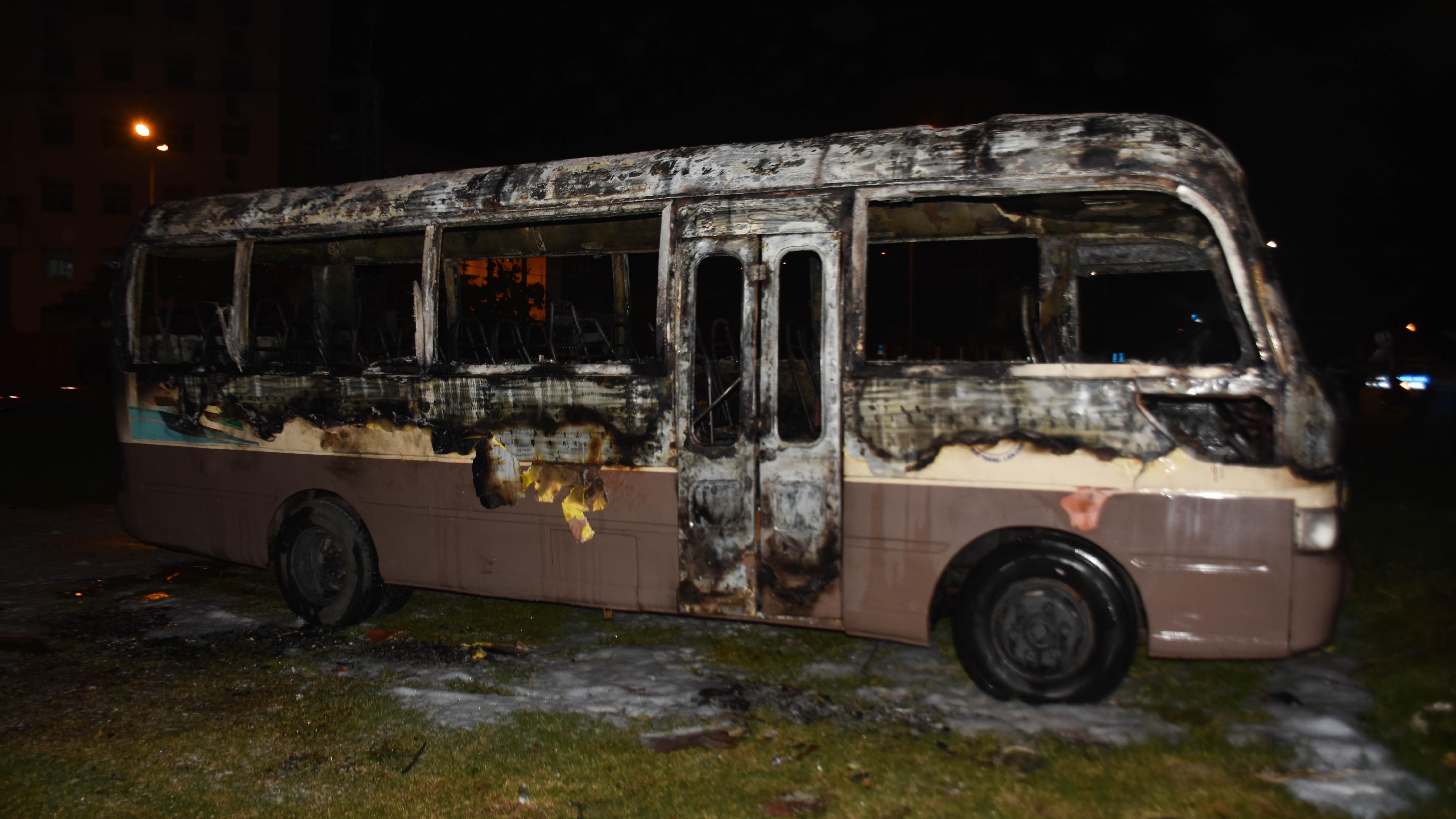 Xe khach 29 cho chay rui hinh anh