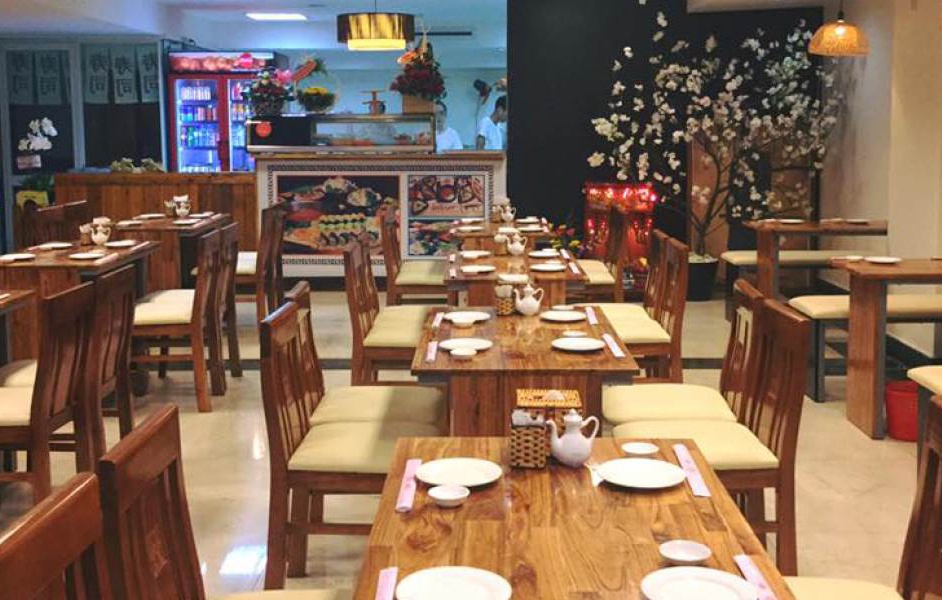 Lap bien ban quan an o Da Nang len lut kinh doanh hinh anh