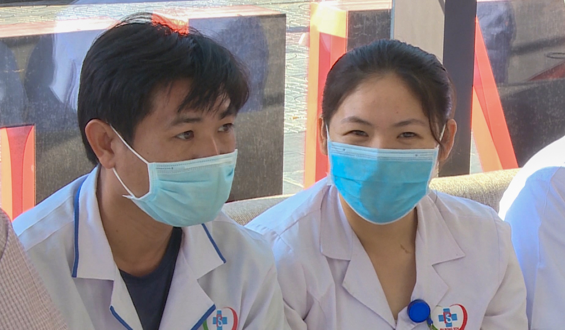 'Khi nao Da Nang het dich, chung toi moi tro ve' hinh anh