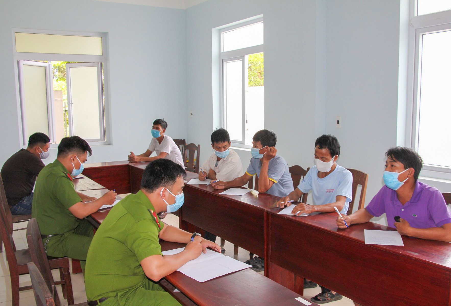 Tai xe Grab cho khach ve Quang Tri anh 1