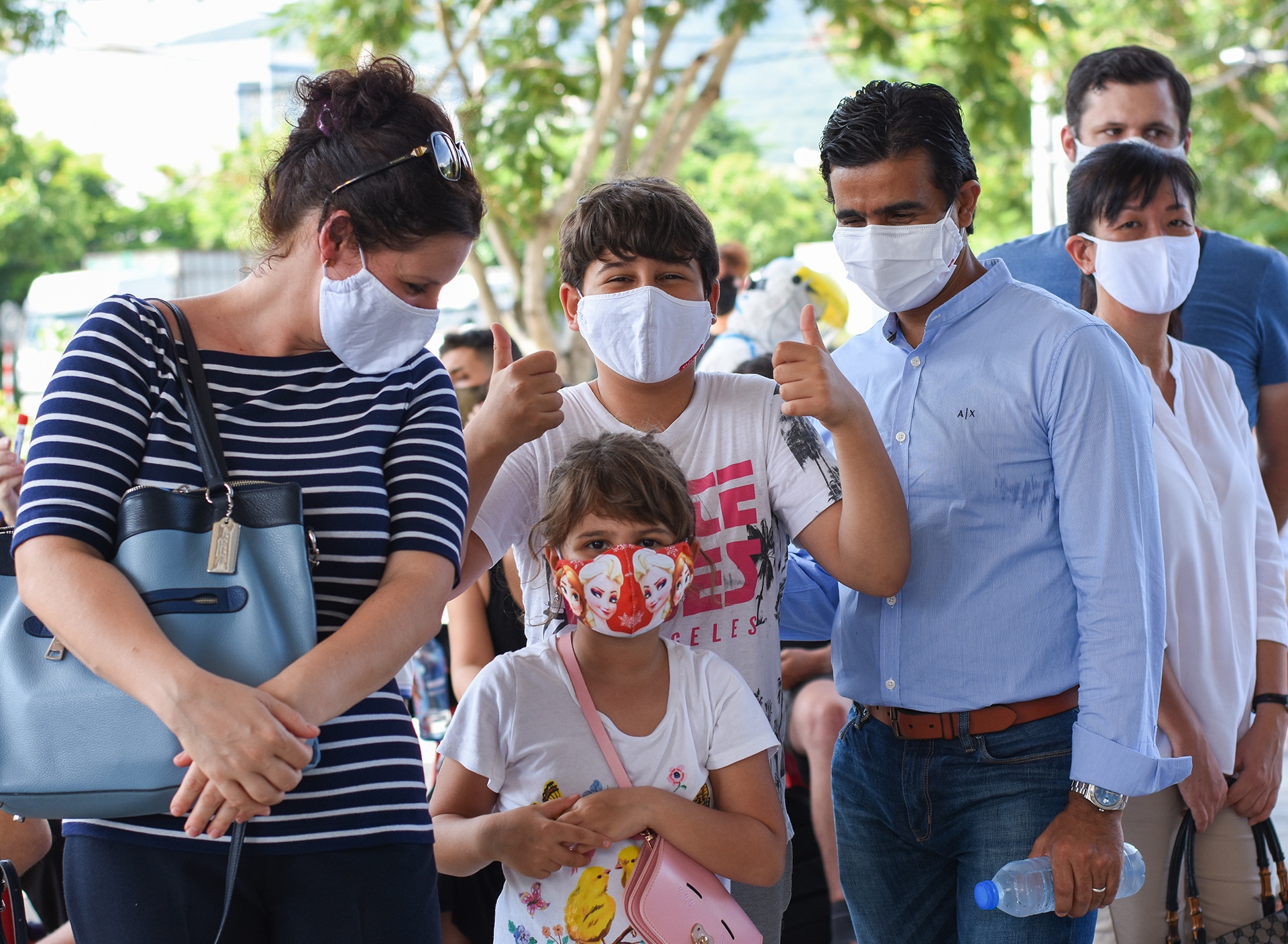 Nghin nguoi nuoc ngoai xet nghiem Covid-19 anh 7