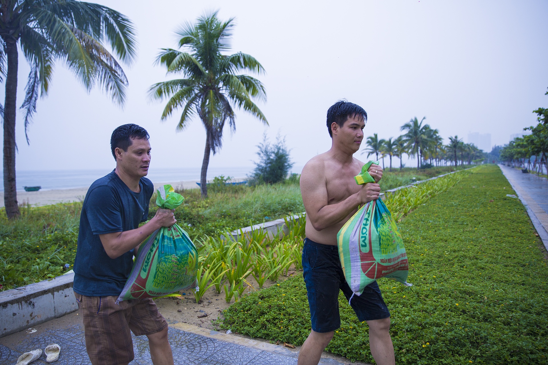 Nguoi dan Da Nang ung pho bao so 5 anh 2