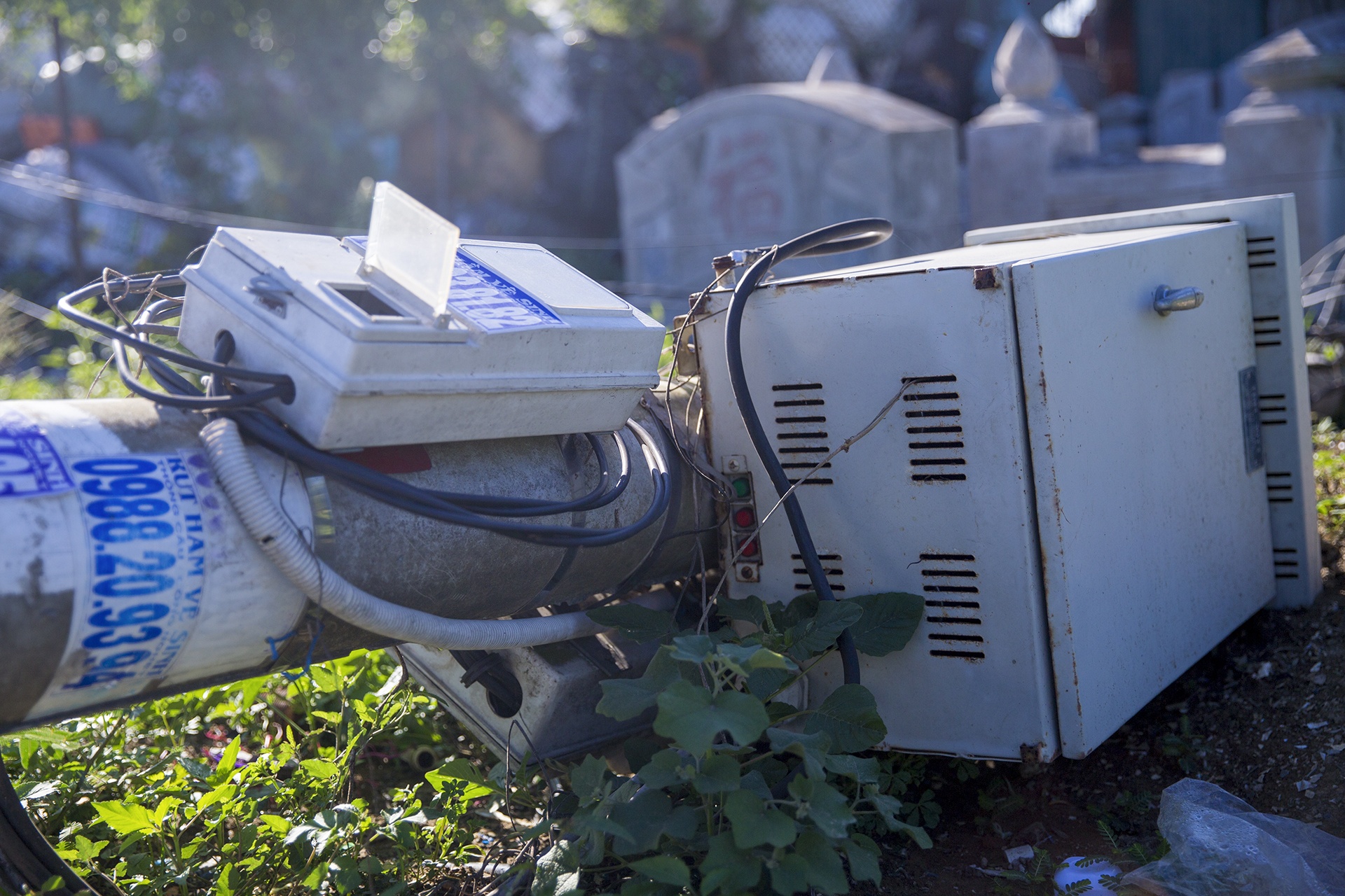 Hang tram cot dien bi gay do anh huong bao so 5 anh 6