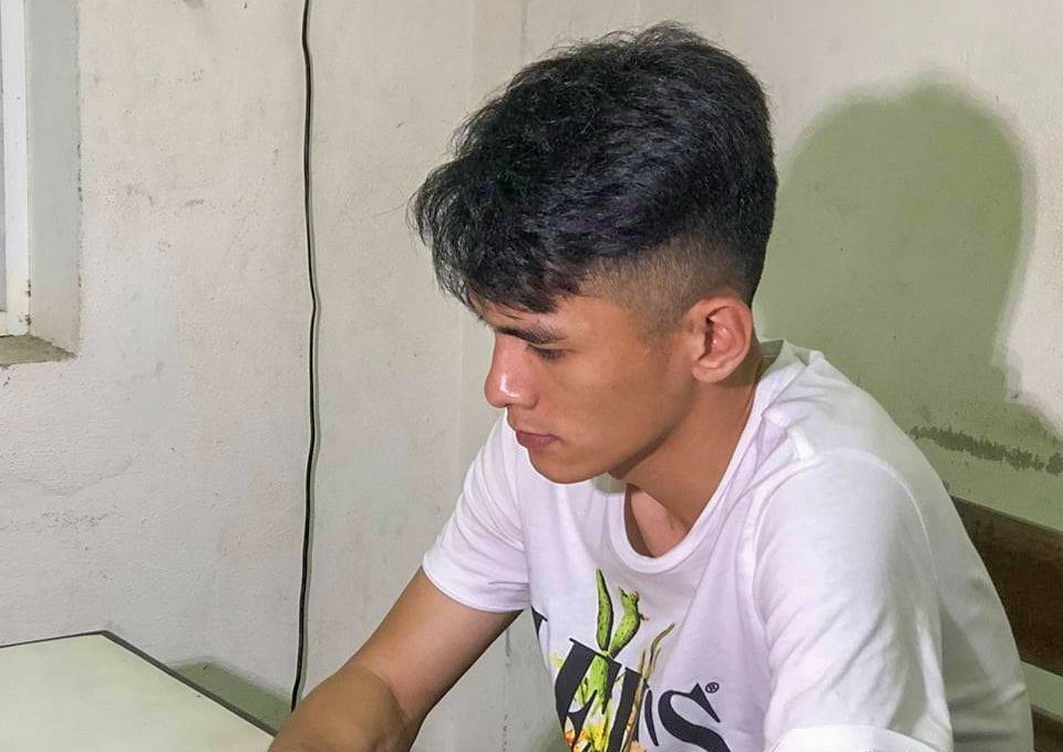 Thanh nien trom nhan kim cuong anh 1