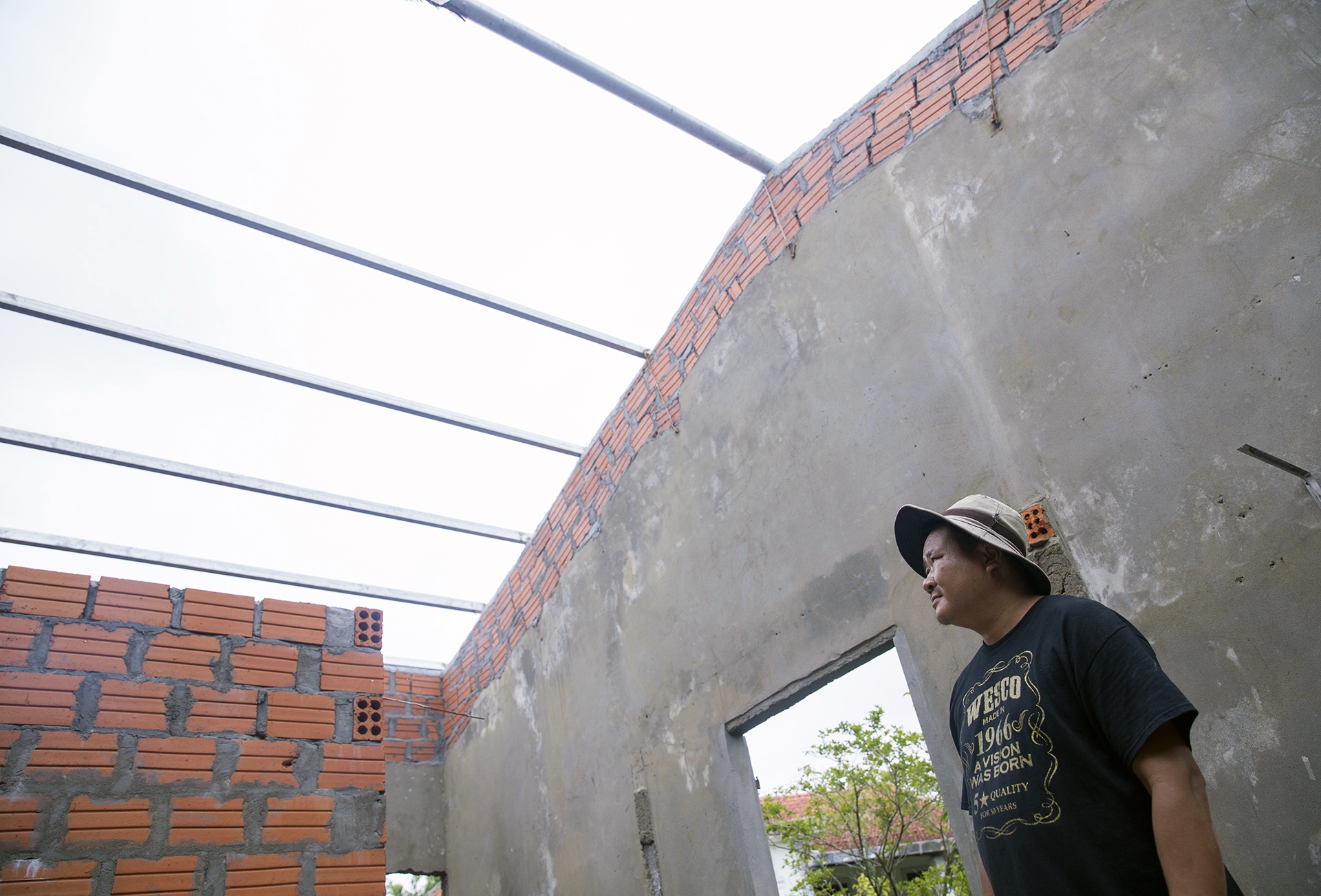 Nguoi dan Hue trang tay do mua lu anh 4