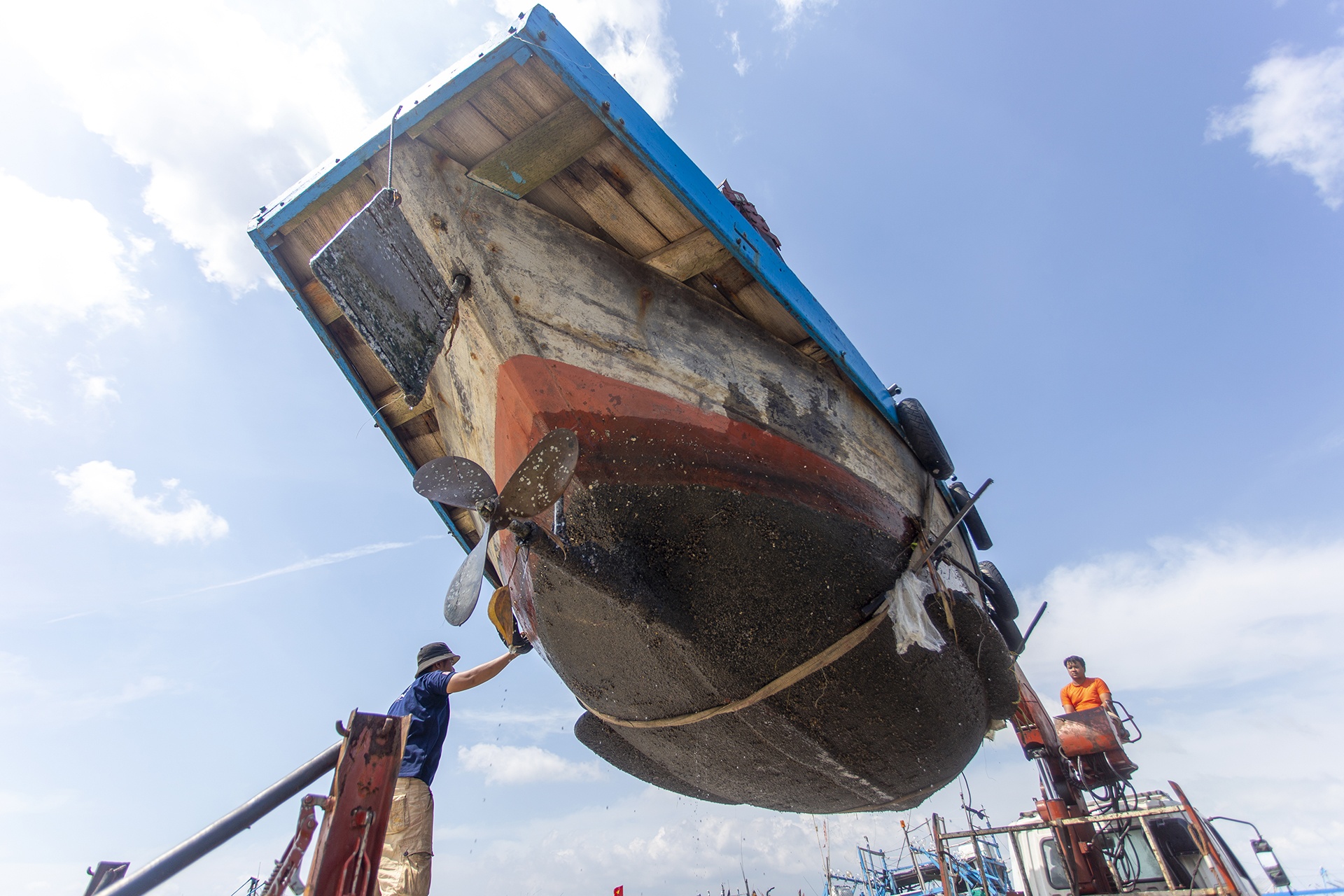 Dan Da Nang phong chong bao so 9 anh 5