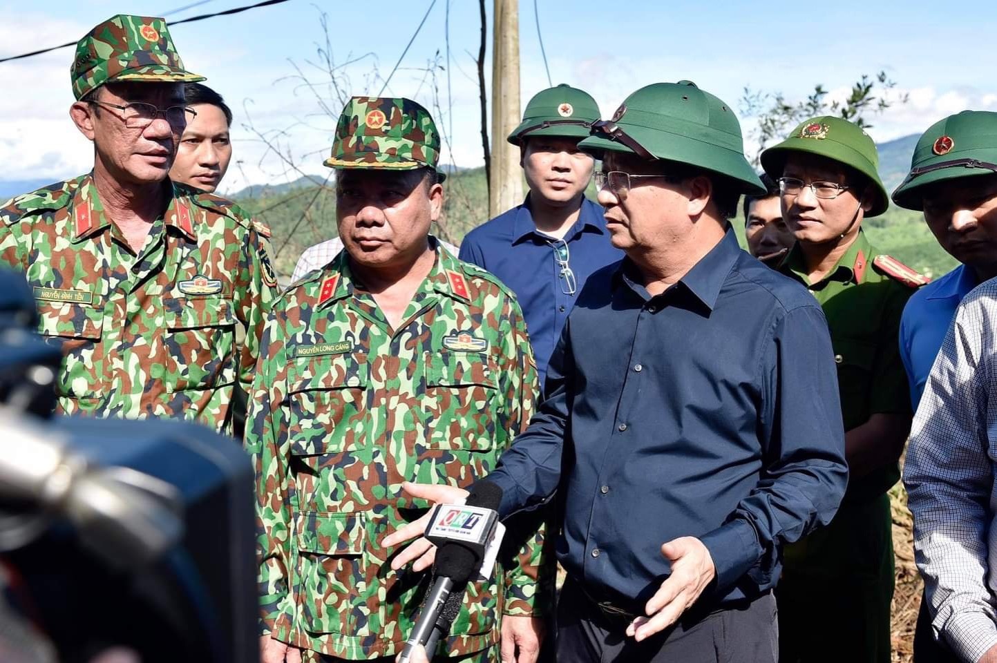 Pho thu tuong: 'Phai tiep can hien truong sat lo nhanh nhat' hinh anh