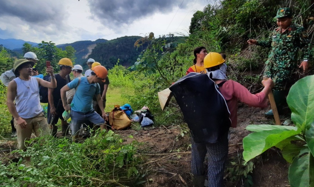 Hien truong 200 cong nhan mac ket o Quang Nam anh 4