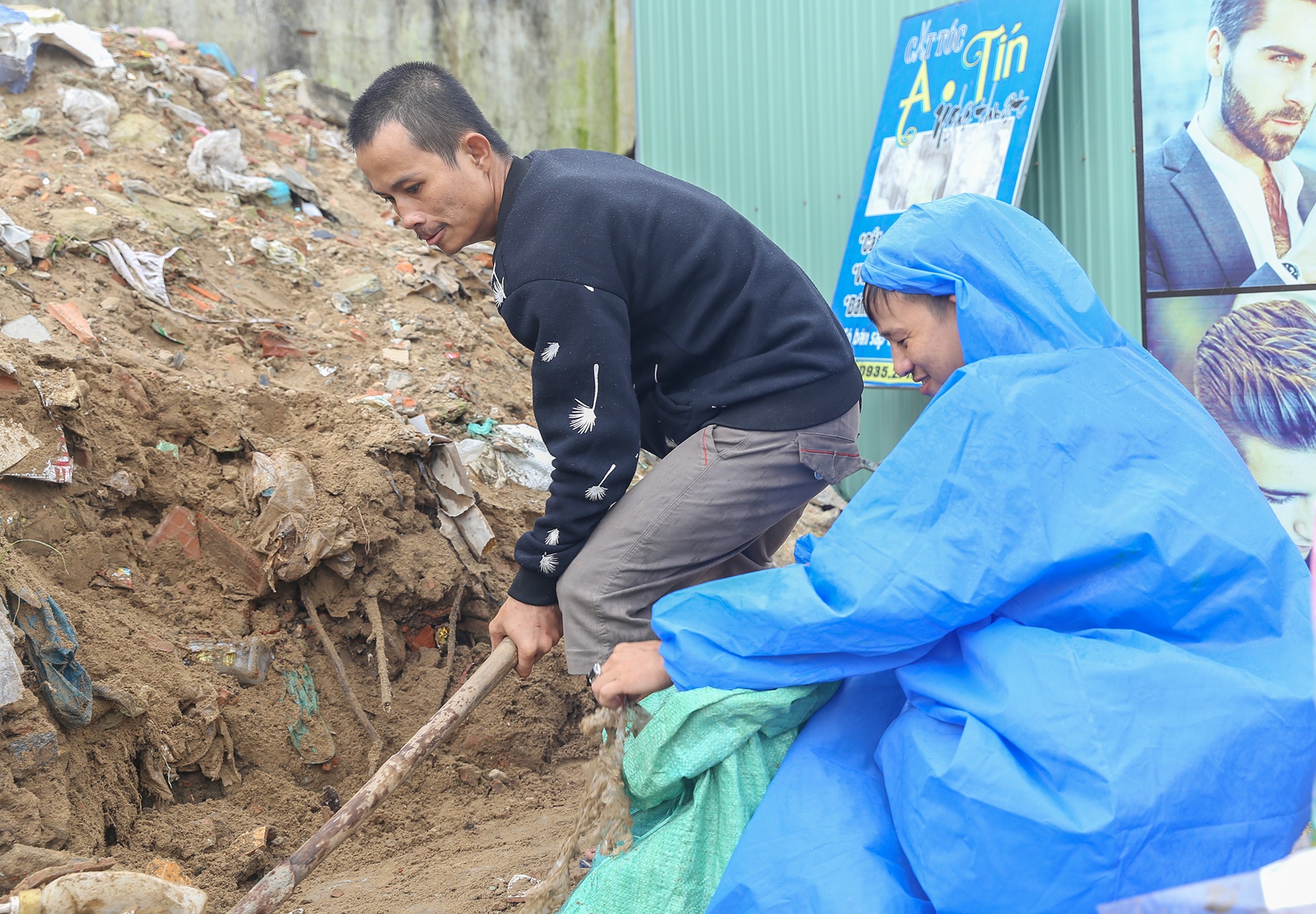 Dan Da Nang ung pho bao so 13 anh 3