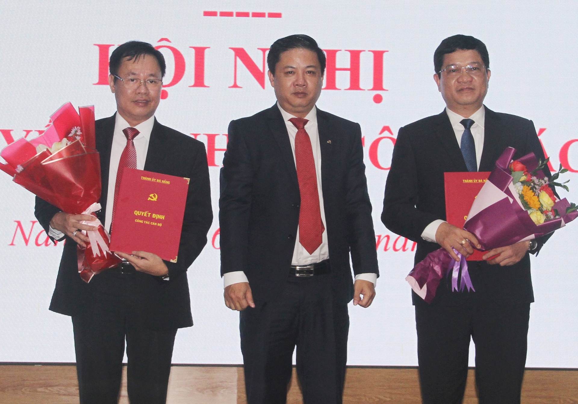 Da Nang dieu dong hai bi thu quan, bo nhiem mot giam doc so hinh anh