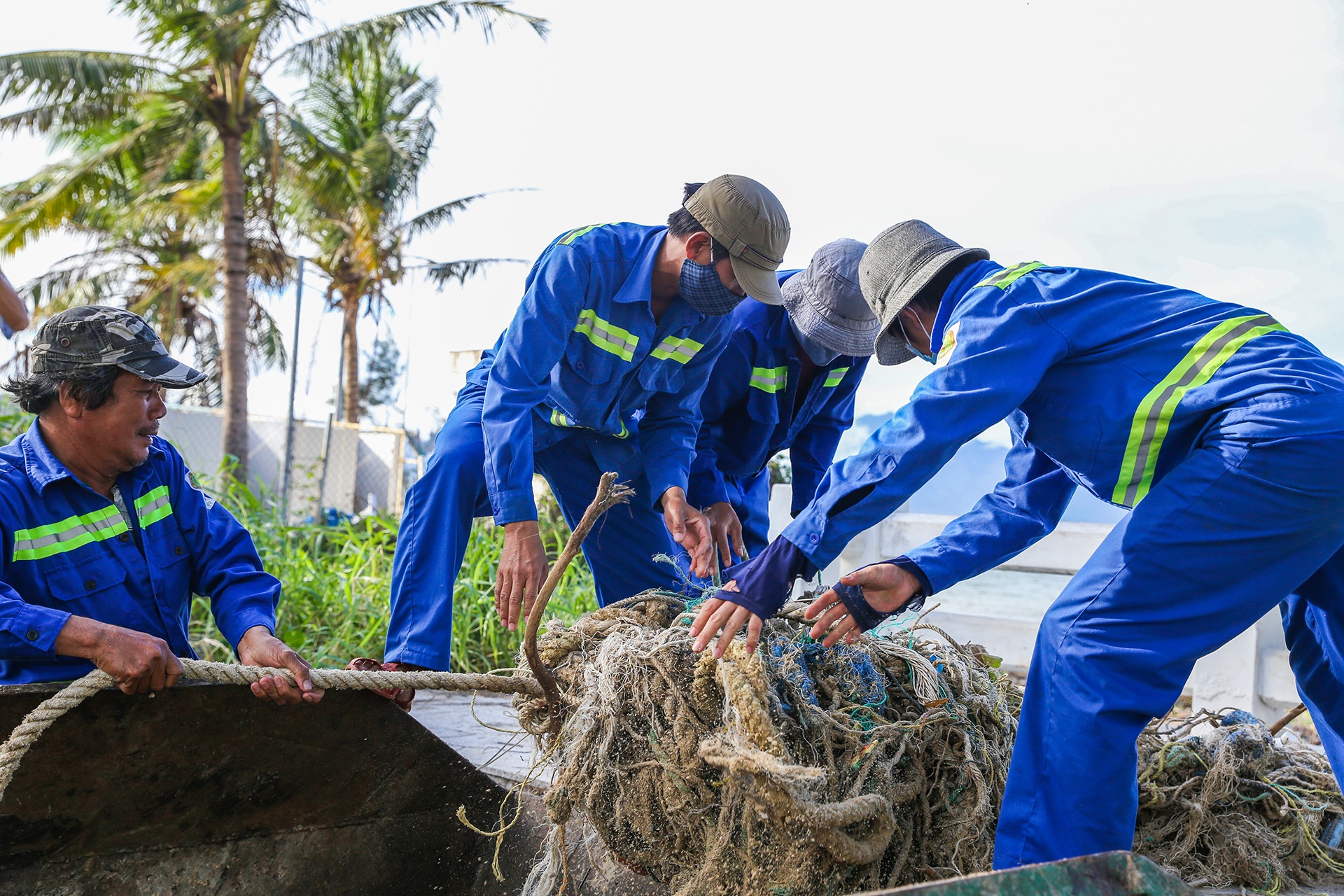 Bai bien Da Nang ngap rac anh 7