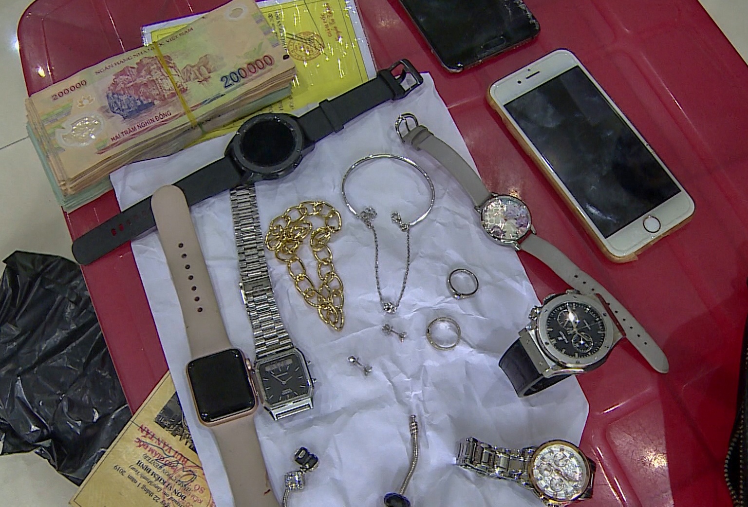 Bat ten trom tai san co gia tri gan 500 trieu dong o Da Nang anh 2