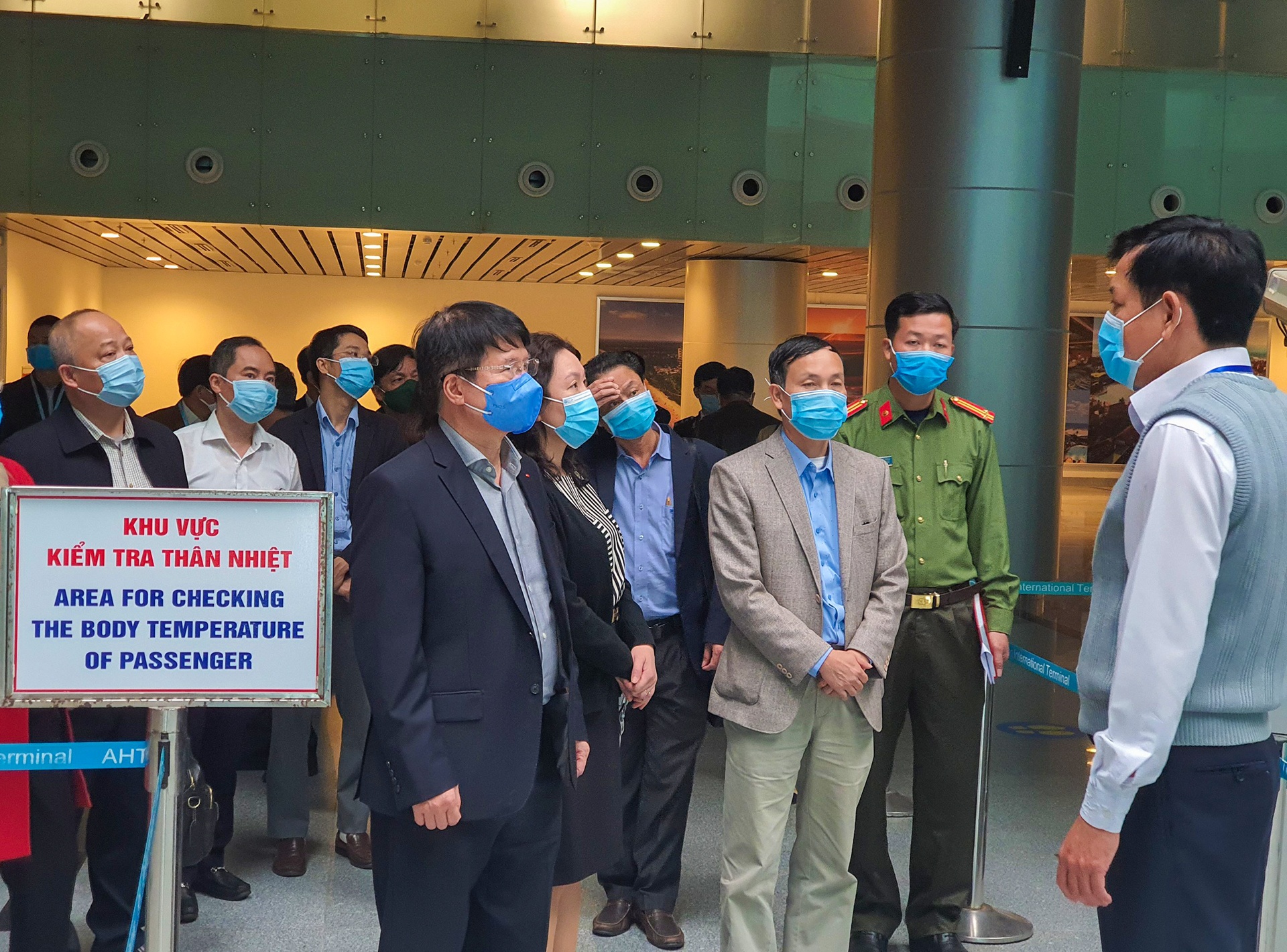 Bộ Y tế kiểm tra công tác phòng,  chống dịch Covid-19 tại Đà Nẵng ảnh 1 Bo Y te kiem tra cong tac phong,  chong dich Covid-19 tai Da Nang anh 1