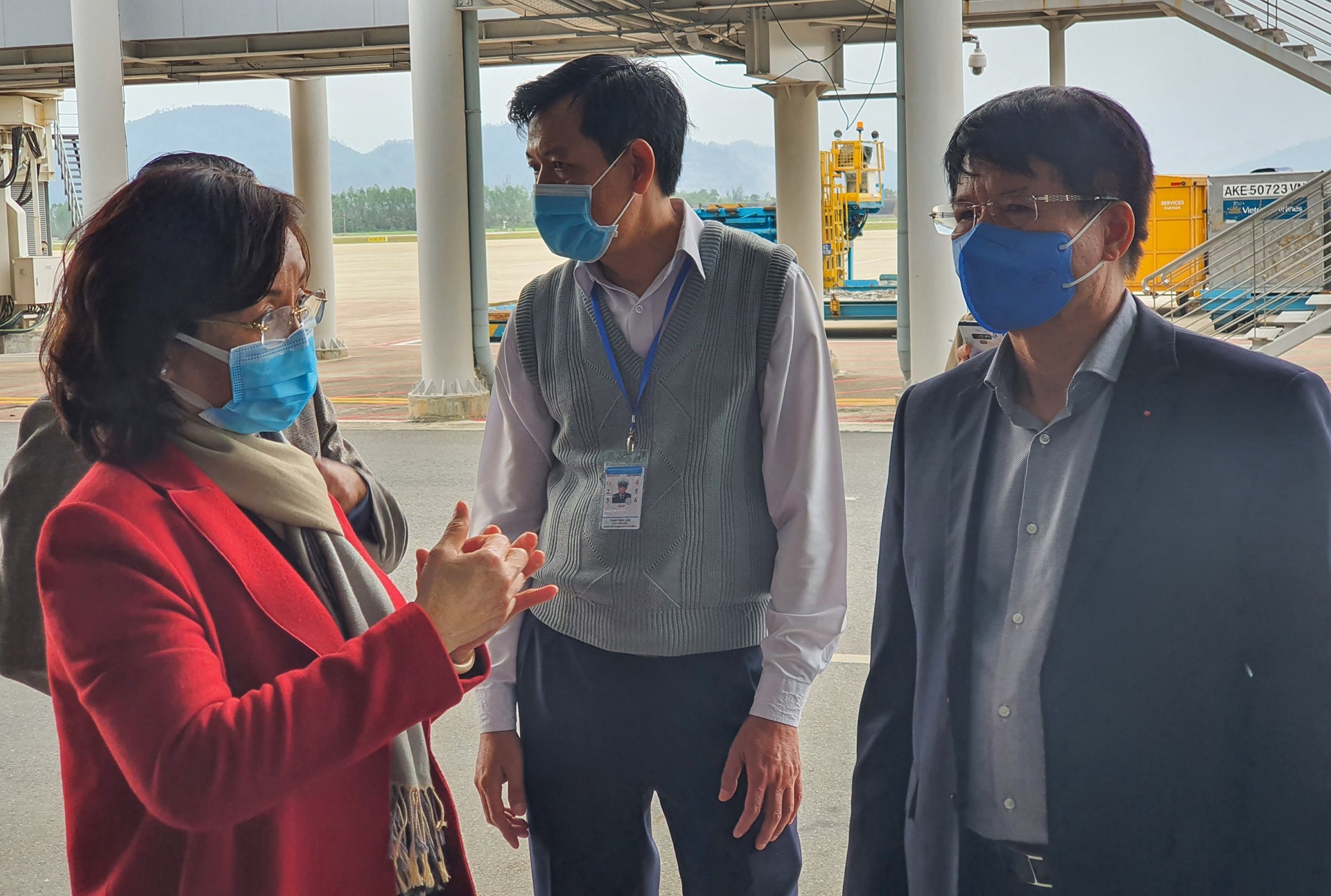 Bộ Y tế kiểm tra công tác phòng,  chống dịch Covid-19 tại Đà Nẵng ảnh 2 Bo Y te kiem tra cong tac phong,  chong dich Covid-19 tai Da Nang anh 2