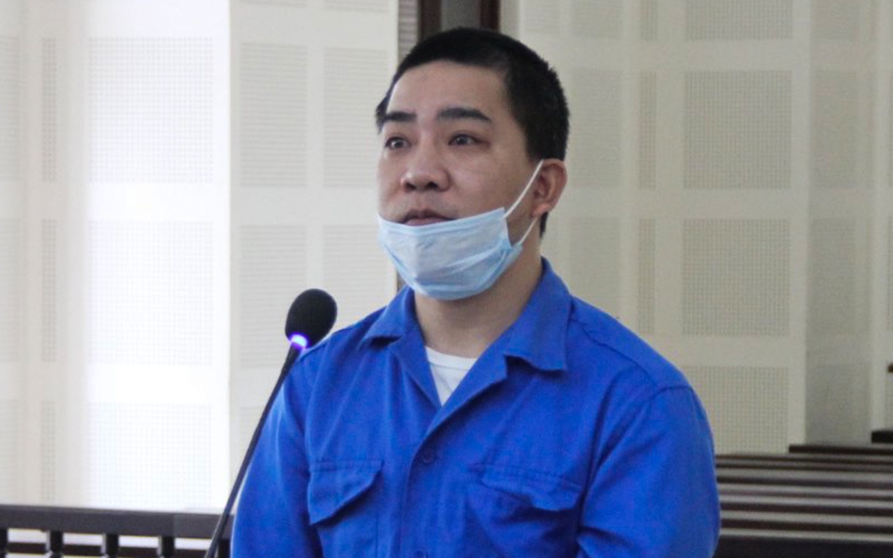 Người đàn ông chém người bị phạt 8 năm tù ảnh 1 Nguoi dan ong chem nguoi bi phat 8 nam tu anh 1