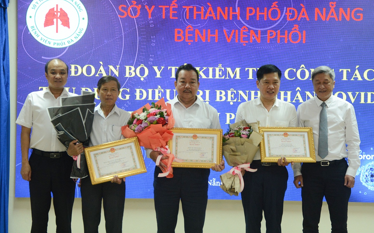 Bộ Y tế kiểm tra công tác phòng,  chống dịch Covid-19 tại Đà Nẵng ảnh 2 Bo Y te kiem tra cong tac phong,  chong dich Covid-19 tai Da Nang anh 2
