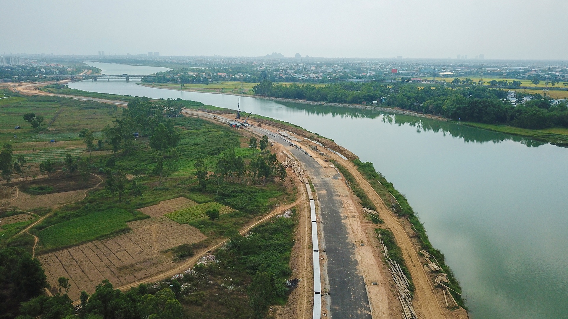 Tuyen duong ven song 500 ty o Da Nang cham tien do hinh anh