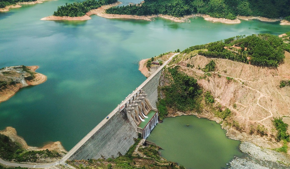 Lo thieu nuoc dip le 30/4, Da Nang yeu cau thuy dien tang luong xa hinh anh