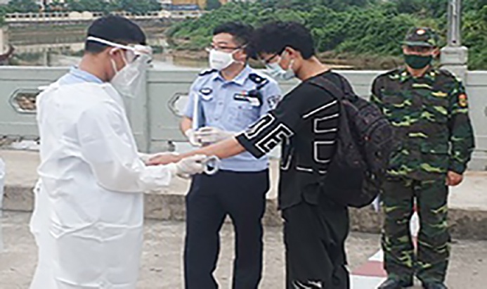 Phat hien mot nguoi nhap canh trai phep tu Lao ve Da Nang hinh anh