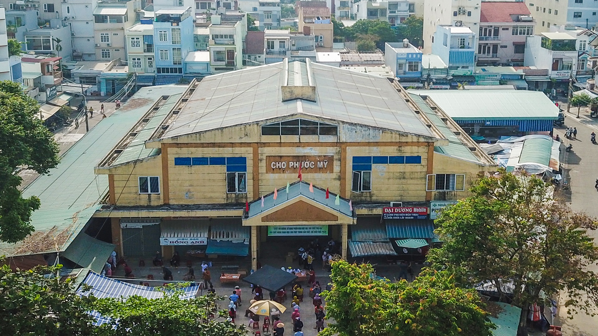 Da Nang phong toa mot khu cho anh 1