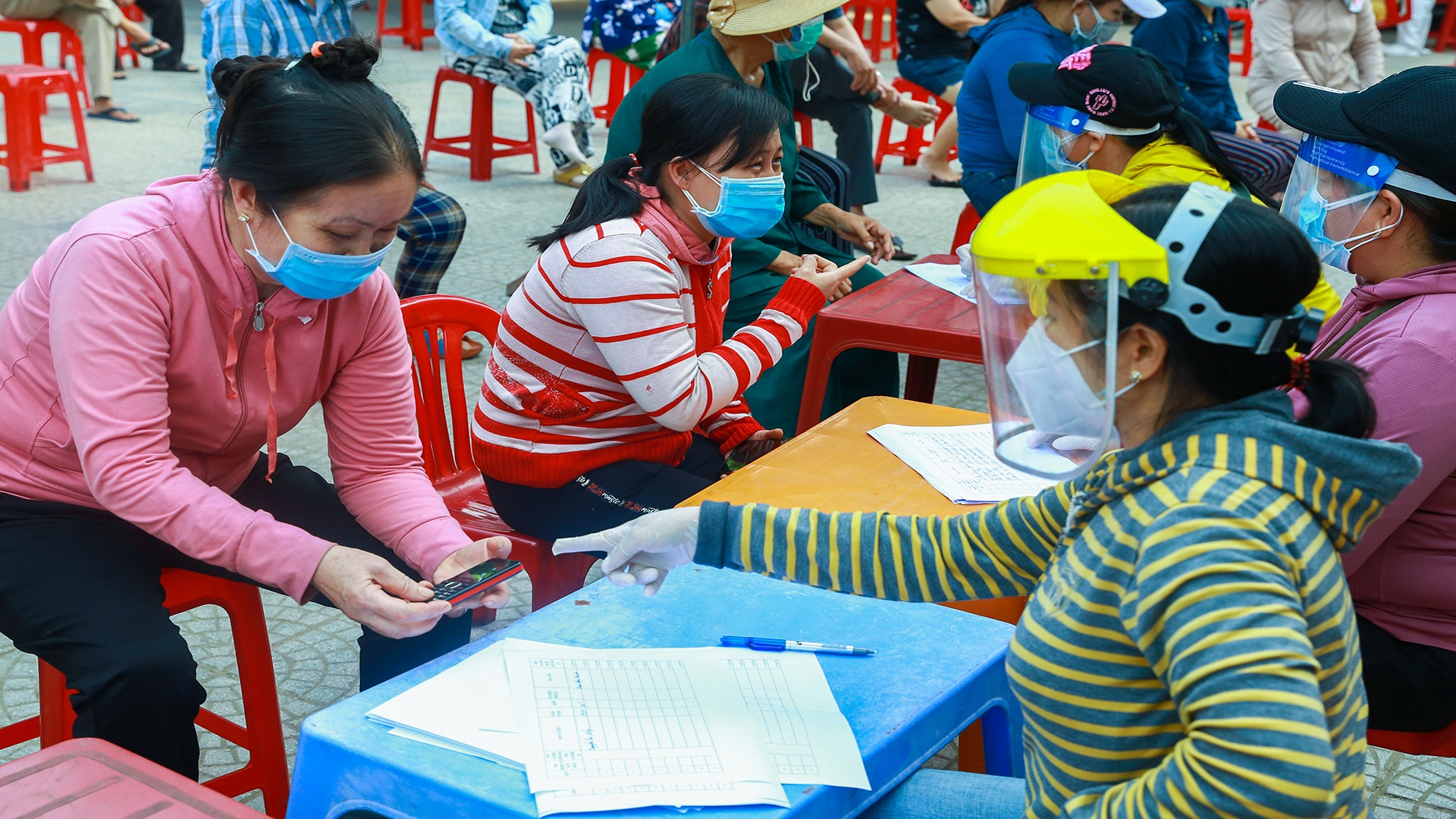 Nguoi phu nu o Da Nang duong tinh voi SARS-CoV-2 anh 2