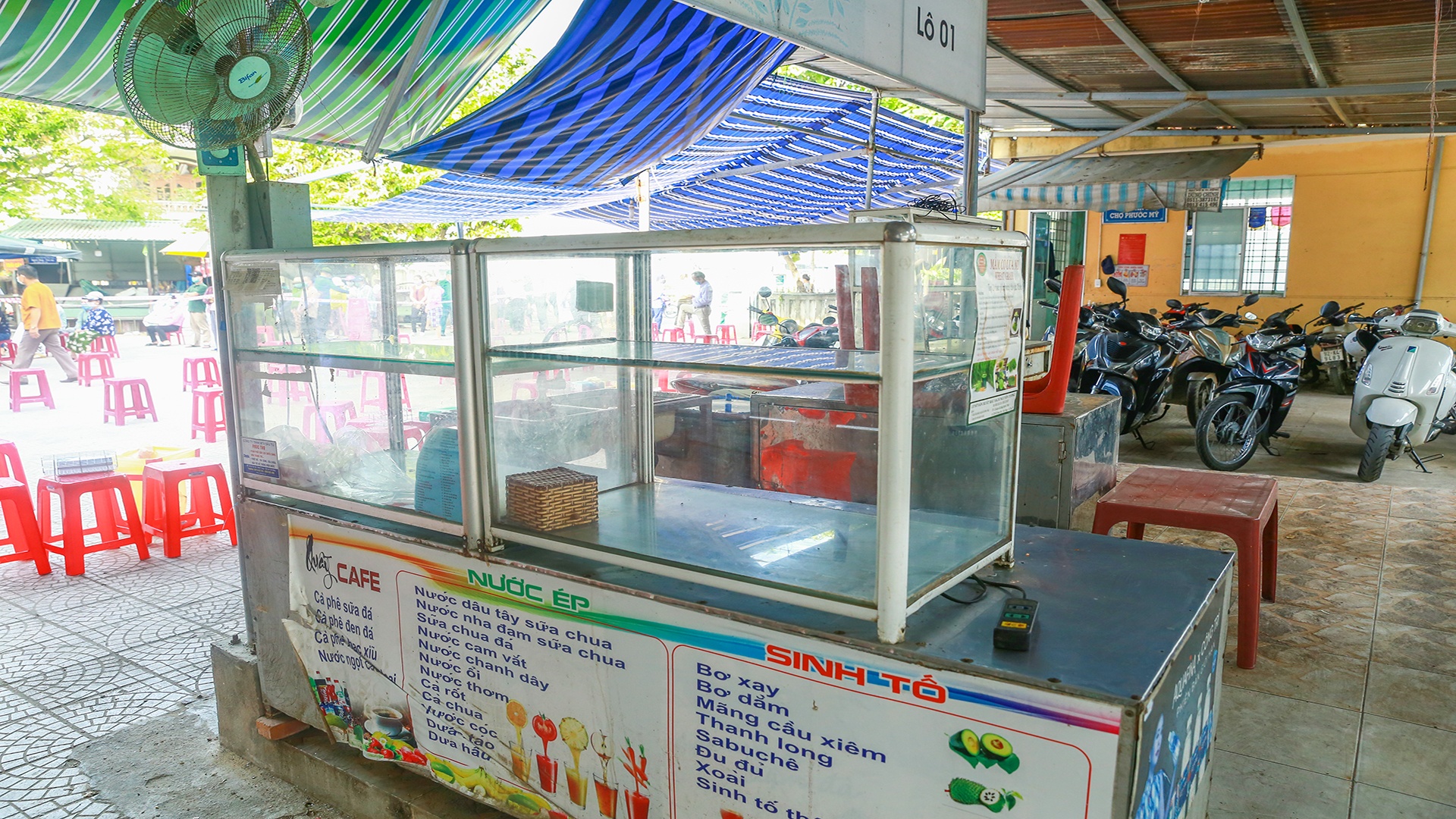 Hang tram tieu thuong gap kho khan vi cho dong cua anh 2