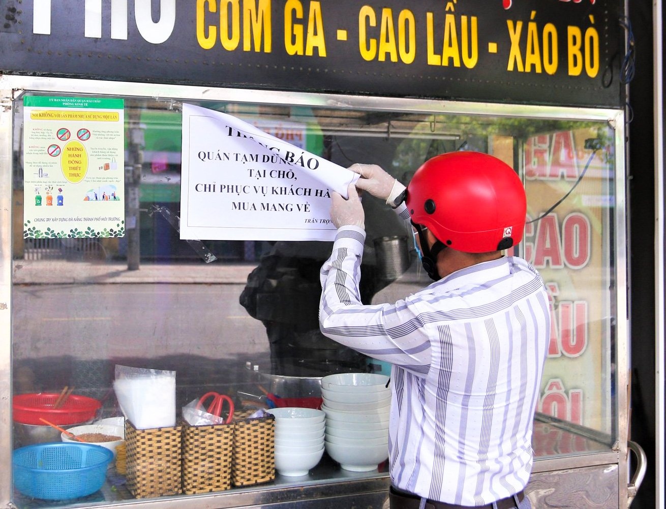 Quan an o Da Nang chi duoc ban hang mang di tu 12h ngay mai hinh anh