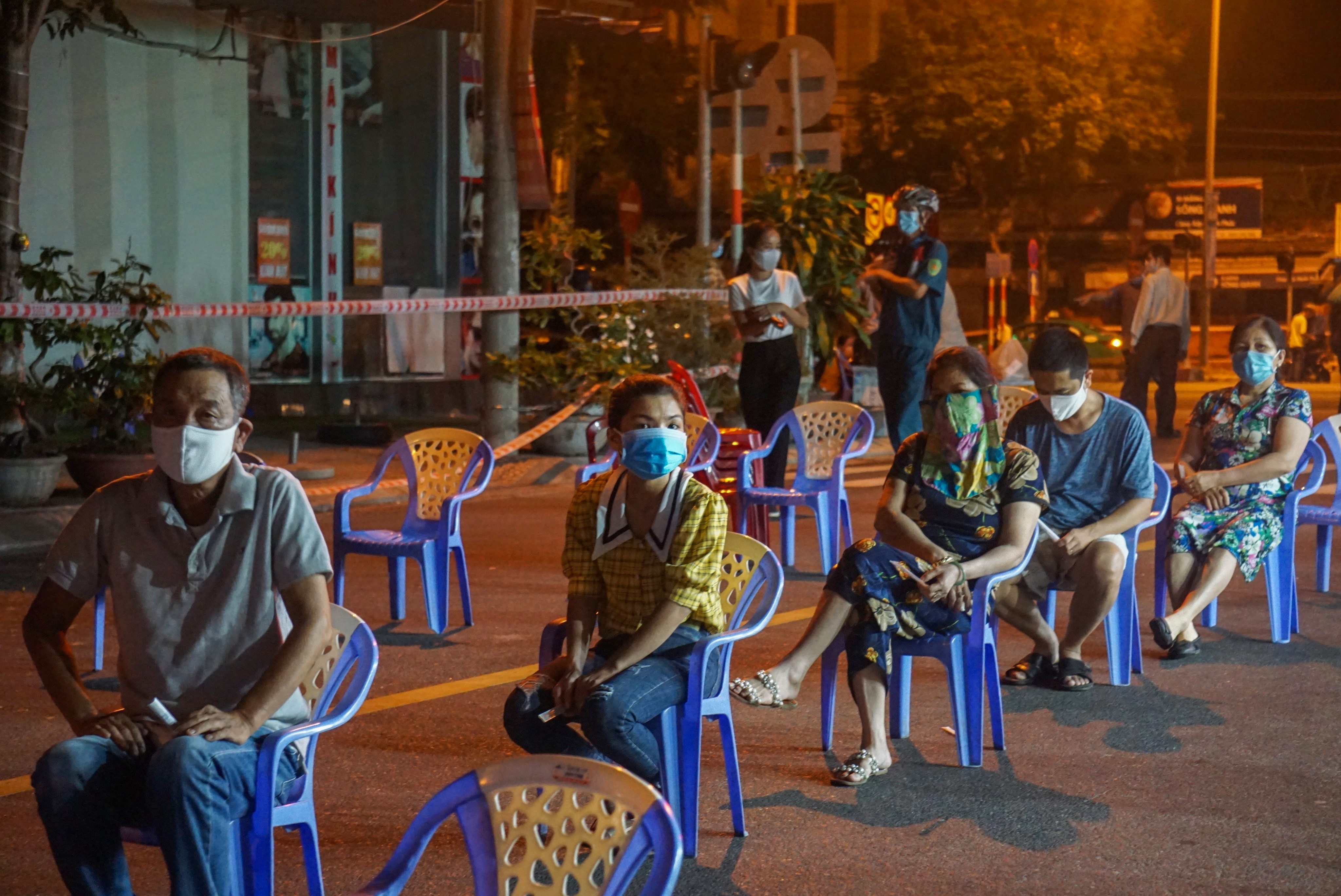 Phong toa khu cong nghiep anh 1