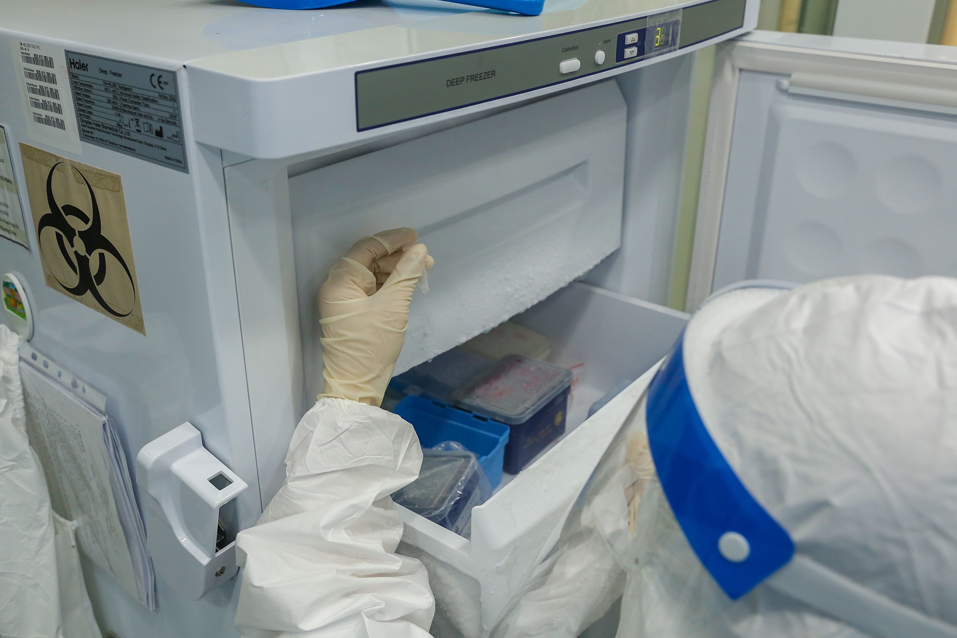 Da Nang xet nghiem cho hang chuc nguoi co nguy co nhiem SARS-CoV-2 anh 8