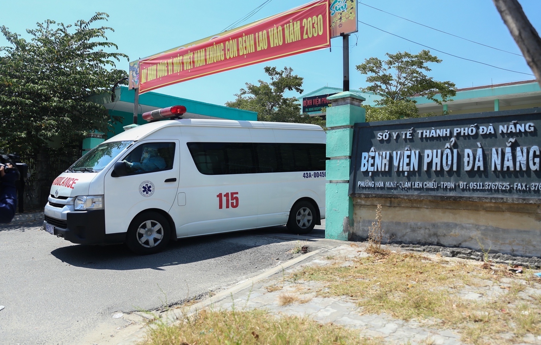 Bệnh nhân mắc Covid-19 được xuất viện ảnh 7 Benh nhan mac Covid-19 duoc xuat vien anh 7
