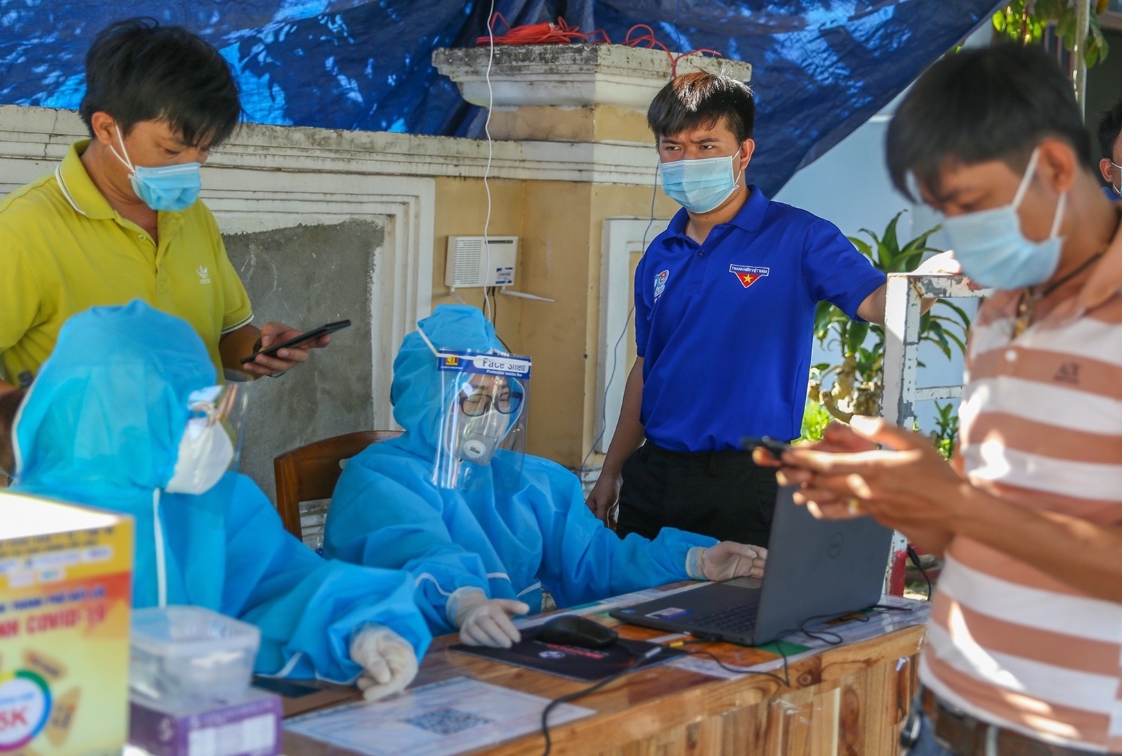 Bi thu Da Nang kiem tra cong tac phong chich anh 3
