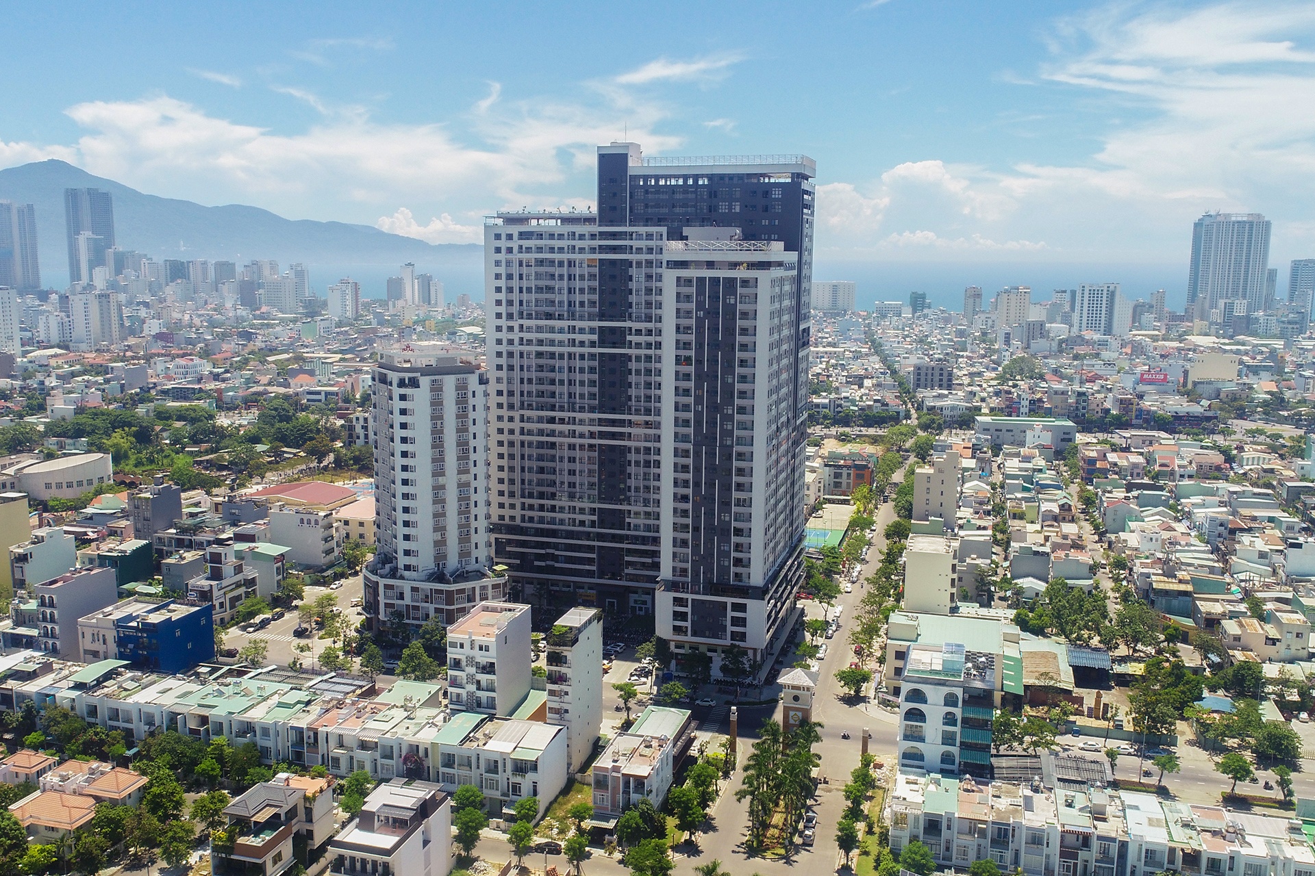 Sai pham tai Khu phuc hop Monarchy Da Nang anh 1