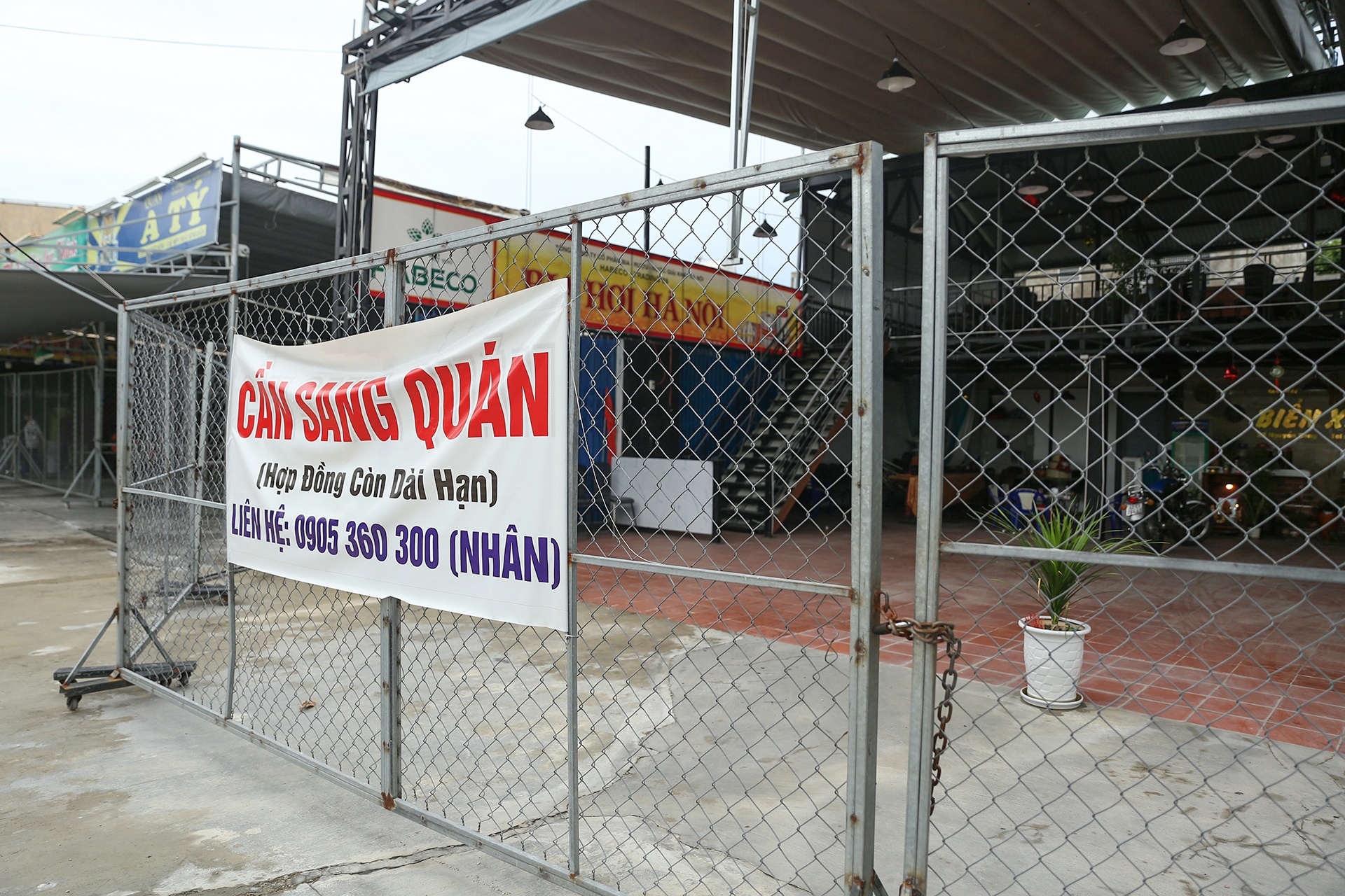 Quan xa dong cua do anh huong dich Covid-19 anh 9