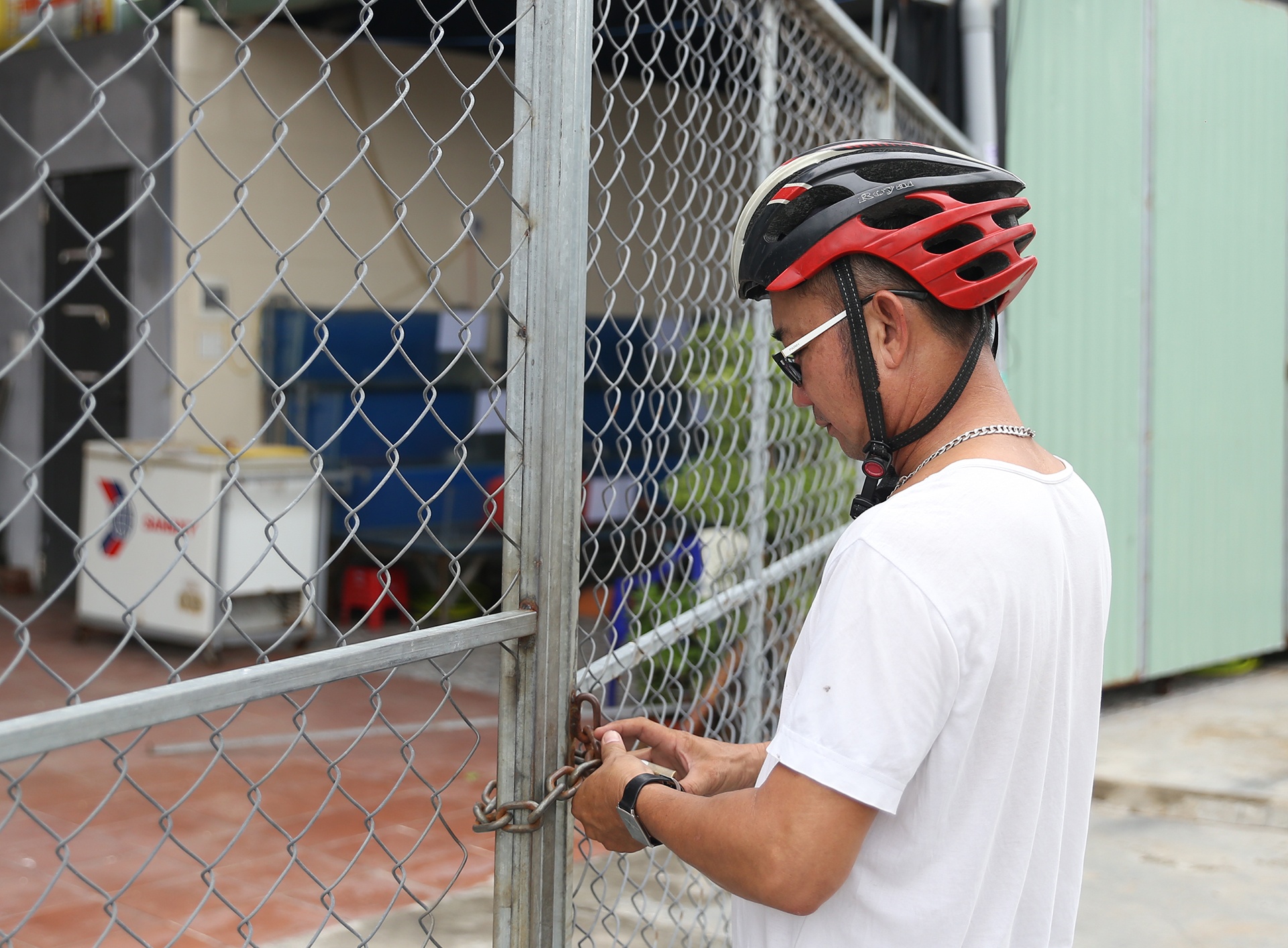 Quan xa dong cua do anh huong dich Covid-19 anh 5