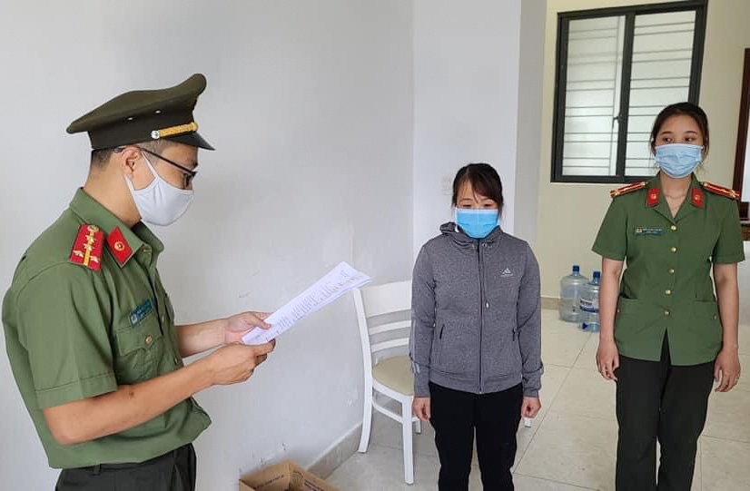 Nữ giám đốc tổ chức cho người Trung Quốc nhập cảnh trái phép ảnh 1 Nu giam doc to chuc cho nguoi Trung Quoc nhap canh trai phep anh 1