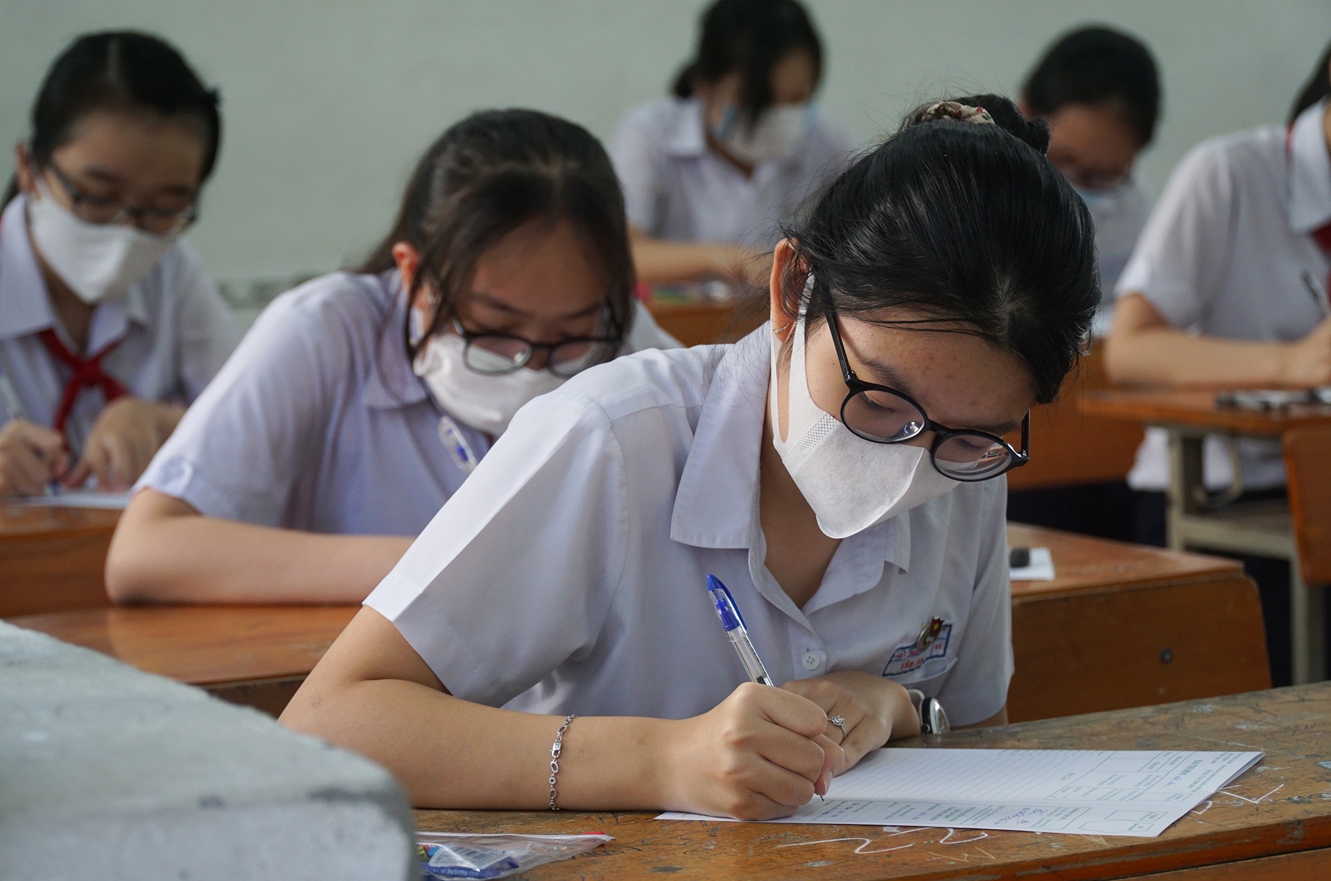 Hon 13.000 hoc sinh o Da Nang thi vao lop 10 anh 9